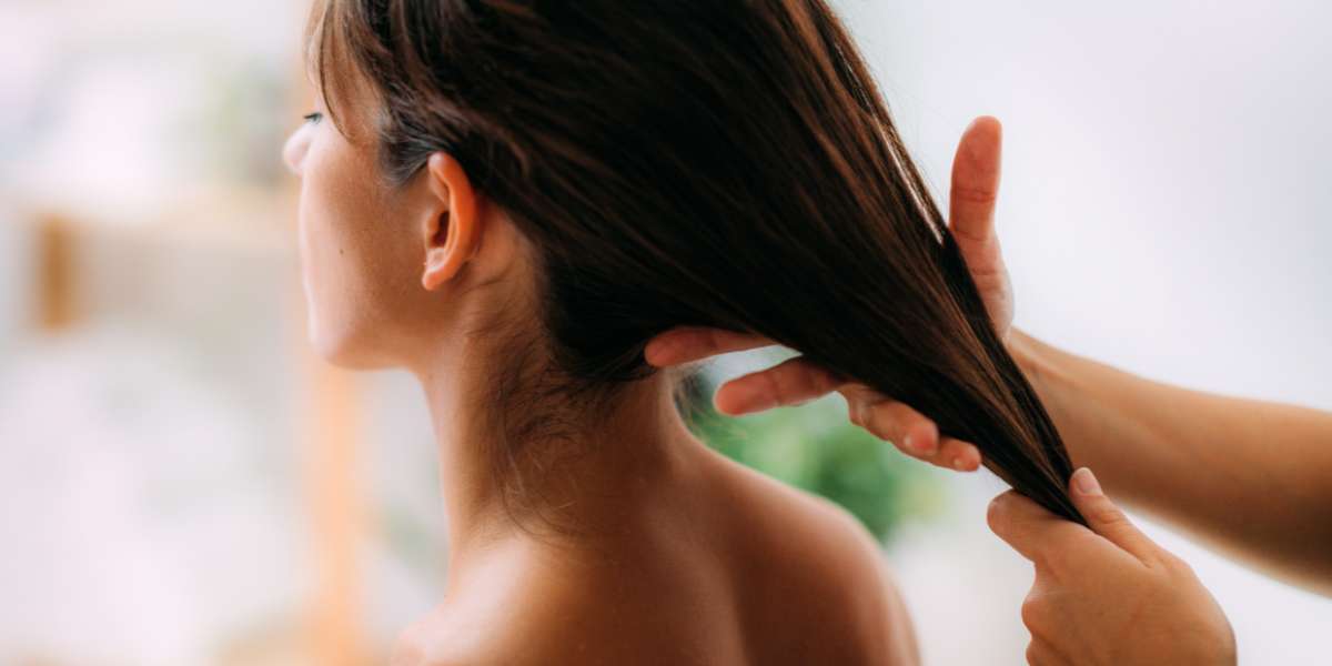 Óleo essencial para hidratar cabelo: descubra os melhores óleos e receitas caseiras