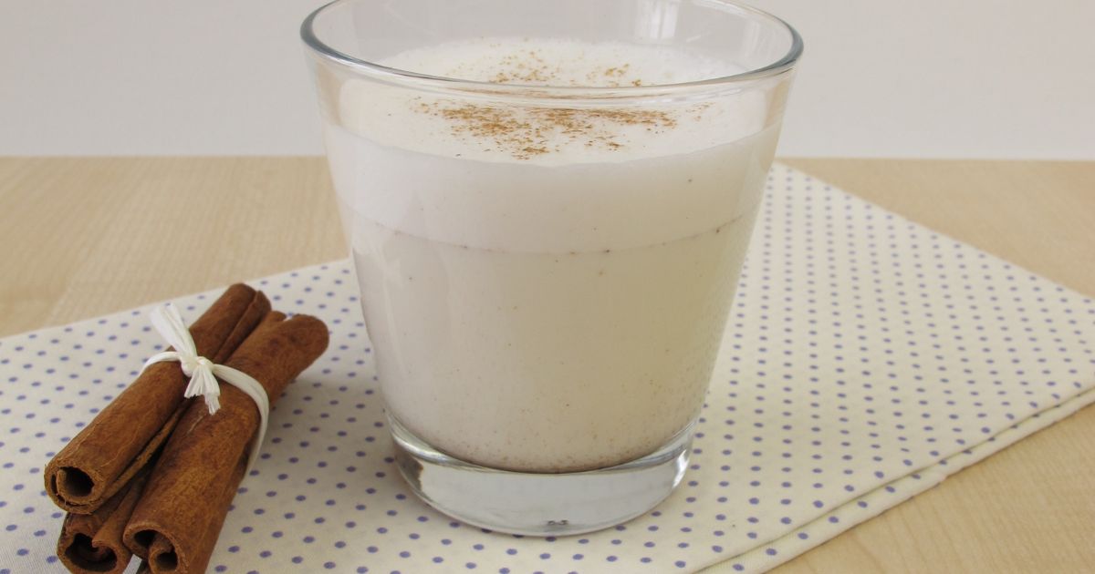 Leite com canela
